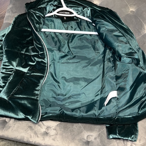 Velvet coat - Picture 5 of 5